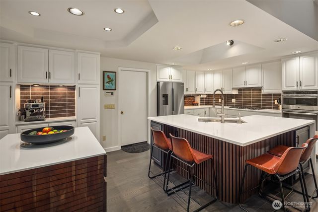 3212 211th Avenue NE, Sammamish, WA 98074