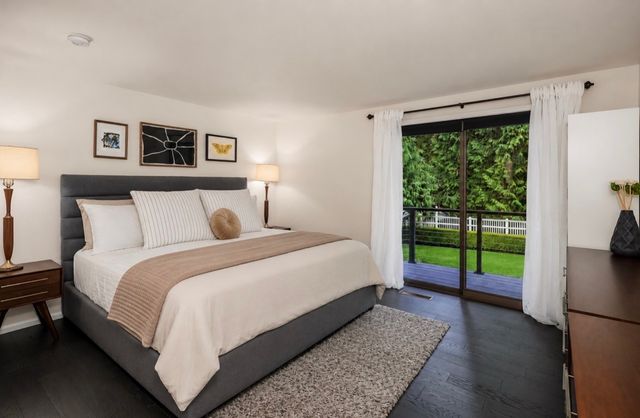 3212 211th Avenue NE, Sammamish, WA 98074