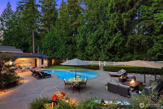 3212 211th Avenue NE, Sammamish, WA 98074