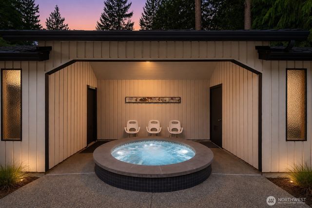 3212 211th Avenue NE, Sammamish, WA 98074