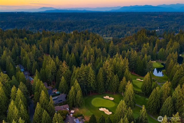 3212 211th Avenue NE, Sammamish, WA 98074