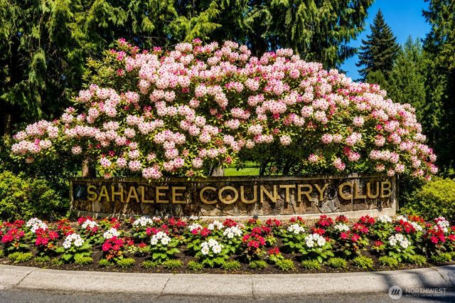 3212 211th Avenue NE, Sammamish, WA 98074
