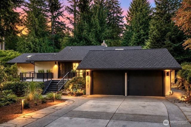 3212 211th Avenue NE, Sammamish, WA 98074