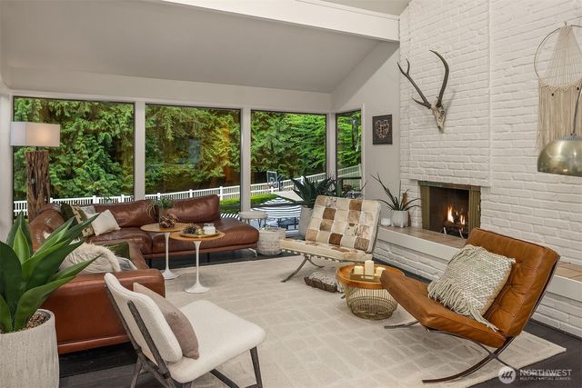 3212 211th Avenue NE, Sammamish, WA 98074