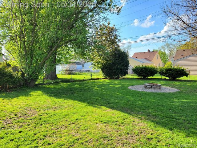 24830 Hickory Street, Dearborn, MI 48124