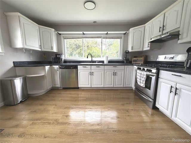 24830 Hickory Street, Dearborn, MI 48124
