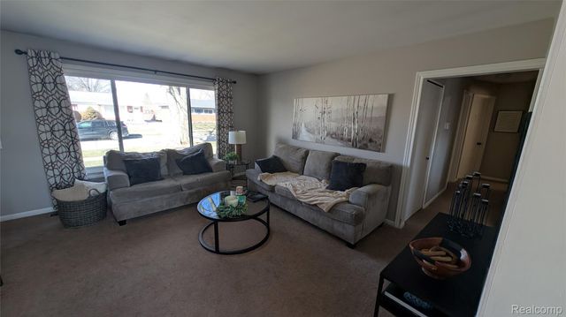 28640 Bradner Drive, Warren, MI 48088
