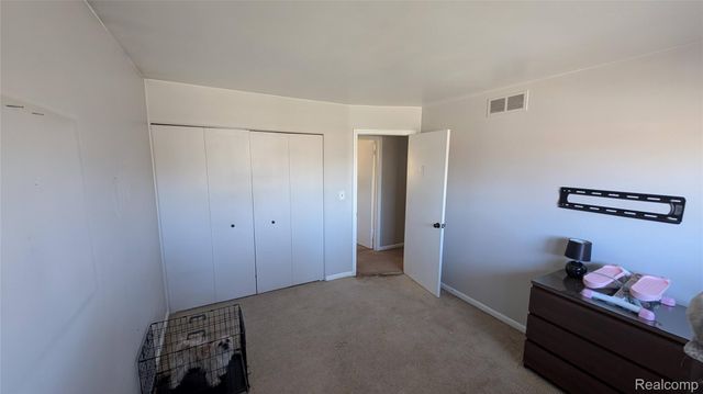 28640 Bradner Drive, Warren, MI 48088