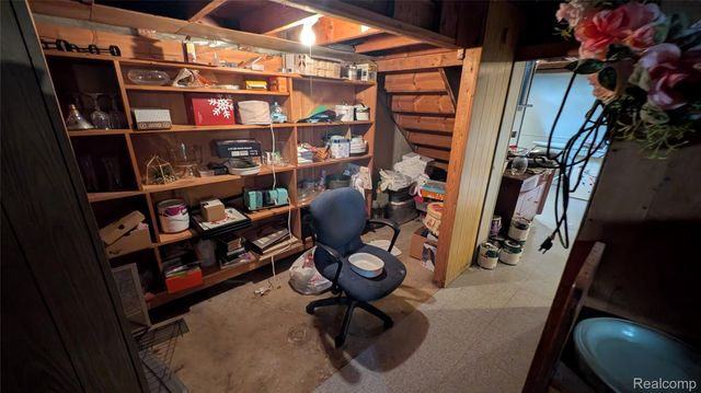 28640 Bradner Drive, Warren, MI 48088