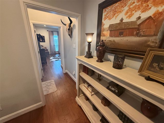4803 Calmont Avenue, Fort Worth, TX 76107
