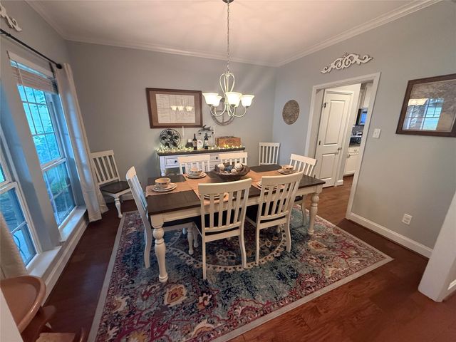 4803 Calmont Avenue, Fort Worth, TX 76107