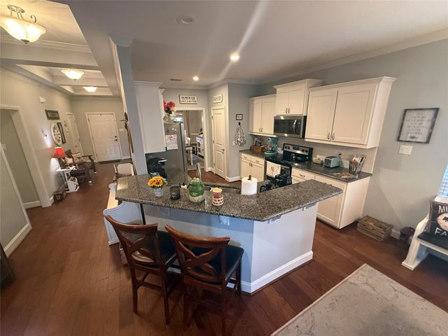 4803 Calmont Avenue, Fort Worth, TX 76107