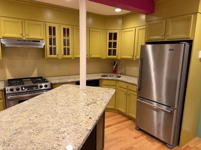 1795 Beacon Street 1A, Brookline, MA 02445