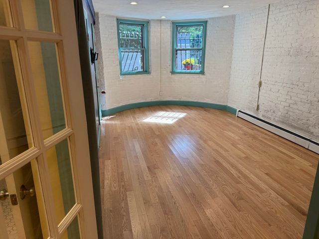 1795 Beacon Street 1A, Brookline, MA 02445