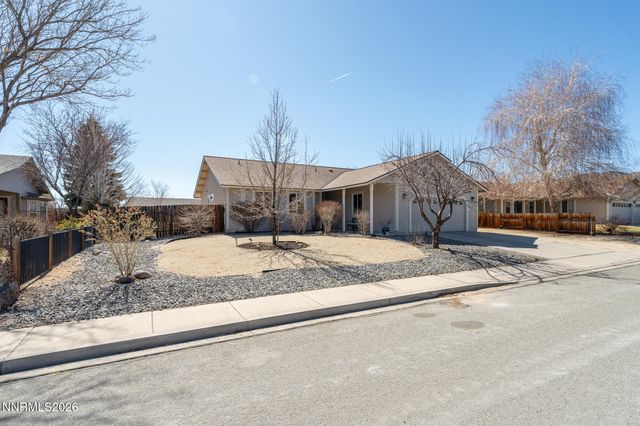 1430 Talon Drive, Sparks, NV 89441