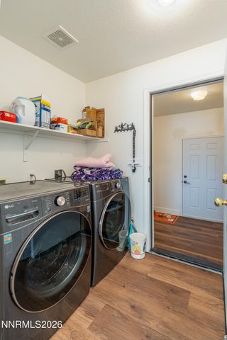 1430 Talon Drive, Sparks, NV 89441