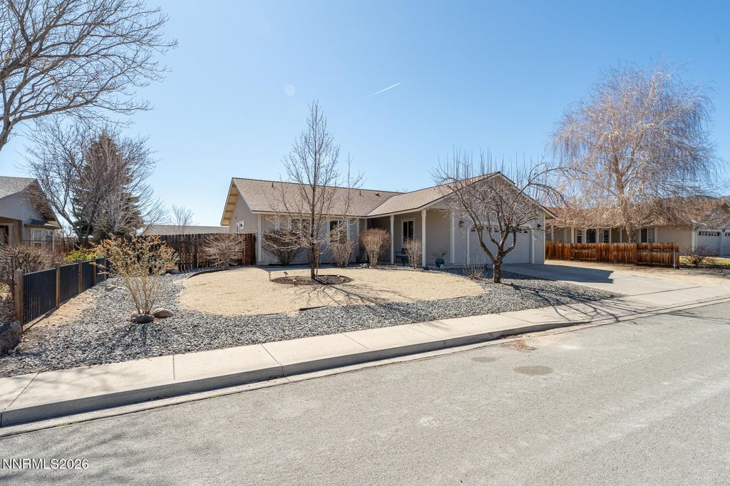 Image 2 of property listing at 1430 Talon Drive, Sparks, NV 89441