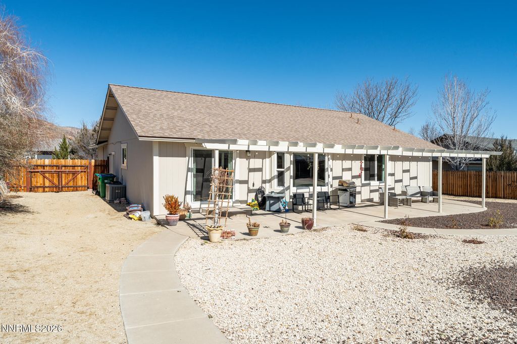 Image 28 of property listing at 1430 Talon Drive, Sparks, NV 89441