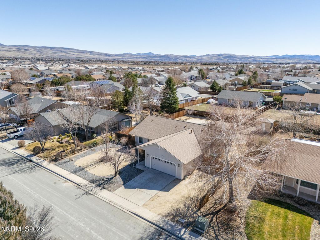 Image 35 of property listing at 1430 Talon Drive, Sparks, NV 89441