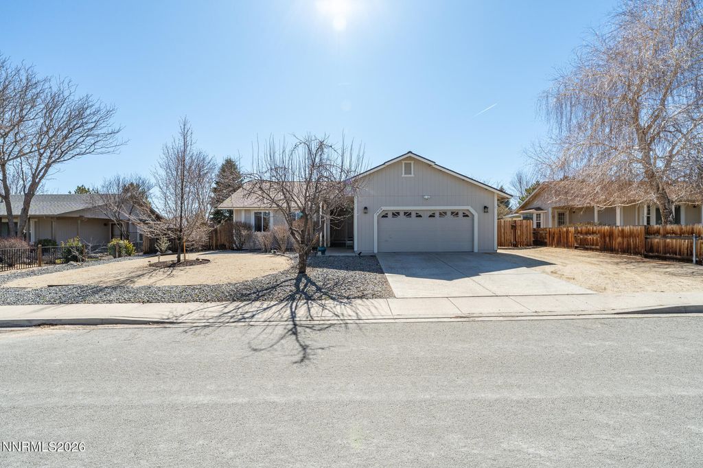 Image 4 of property listing at 1430 Talon Drive, Sparks, NV 89441