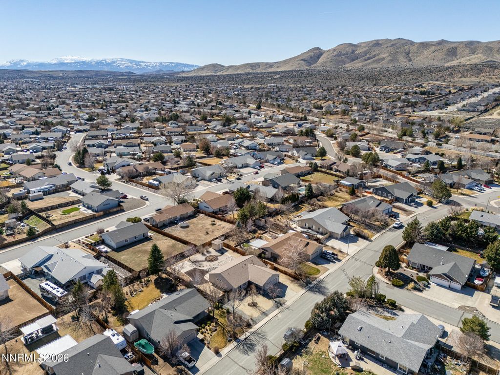 Image 40 of property listing at 1430 Talon Drive, Sparks, NV 89441