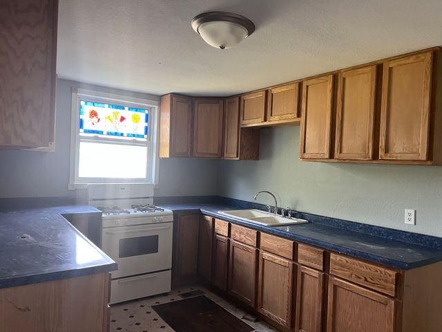 208 S Elm Street, Loda, IL 60948