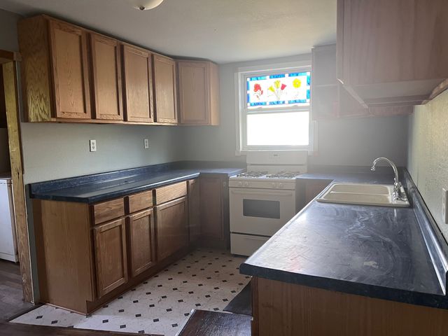 208 S Elm Street, Loda, IL 60948