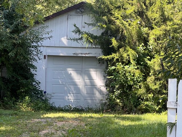 208 S Elm Street, Loda, IL 60948