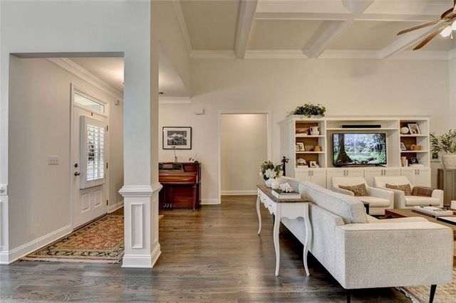 2824 Pleasant Oak Drive, Buford, GA 30519