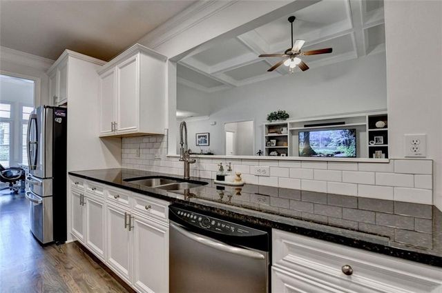 2824 Pleasant Oak Drive, Buford, GA 30519