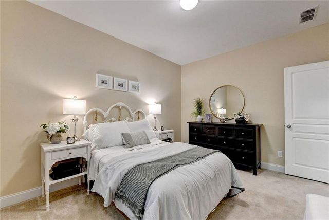 2824 Pleasant Oak Drive, Buford, GA 30519