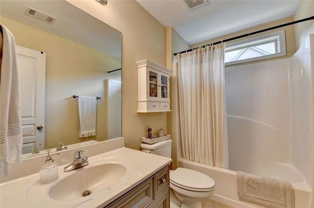 2824 Pleasant Oak Drive, Buford, GA 30519