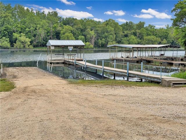 28251 Shore Road, Warsaw, MO 65355