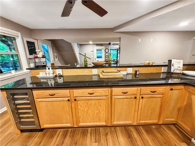 28251 Shore Road, Warsaw, MO 65355