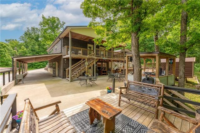 28251 Shore Road, Warsaw, MO 65355
