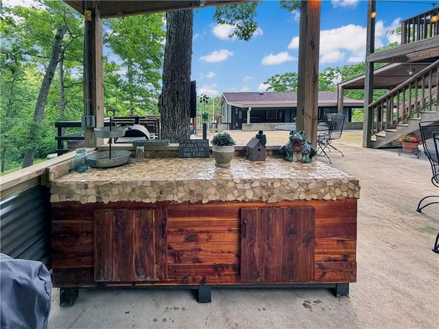 28251 Shore Road, Warsaw, MO 65355