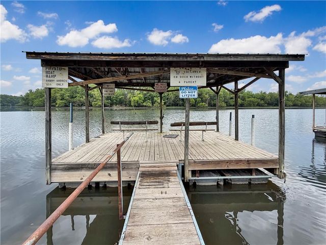 28251 Shore Road, Warsaw, MO 65355