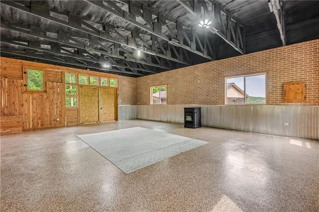 28251 Shore Road, Warsaw, MO 65355