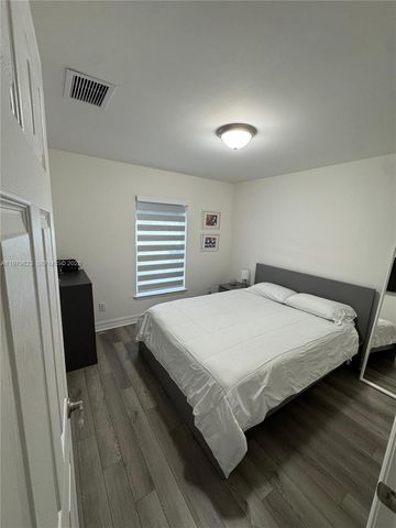 1119 Tropicana PKWY W, Cape Coral, FL 33993