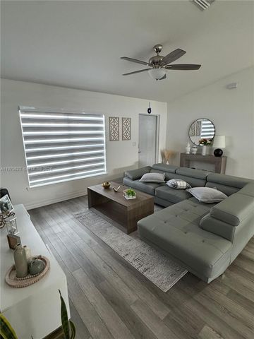 1119 Tropicana PKWY W, Cape Coral, FL 33993