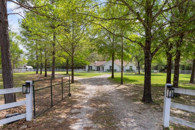 24953 Powers Court, Montgomery, TX 77316