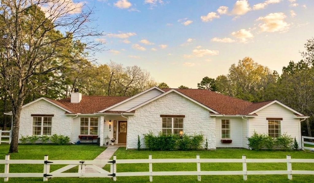 24953 Powers Court, Montgomery, TX 77316