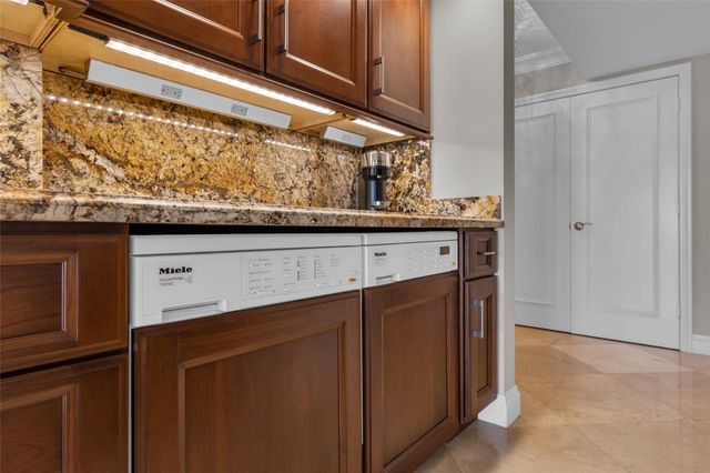 2200 S Ocean Lane 2805, Fort Lauderdale, FL 33316