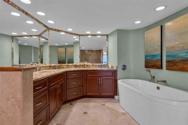 2200 S Ocean Lane 2805, Fort Lauderdale, FL 33316