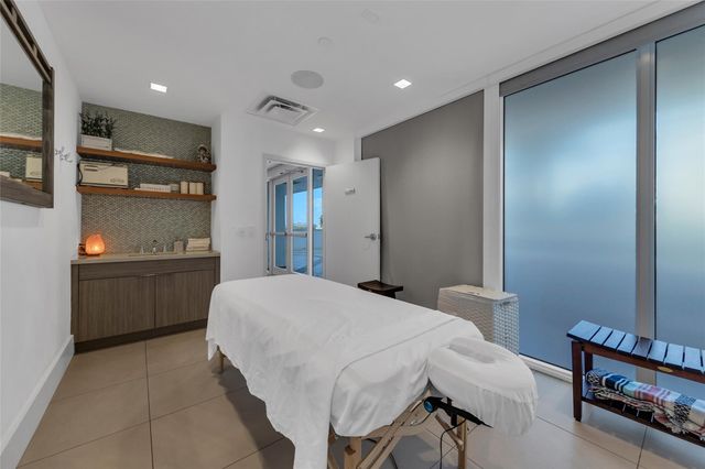 2200 S Ocean Lane 2805, Fort Lauderdale, FL 33316