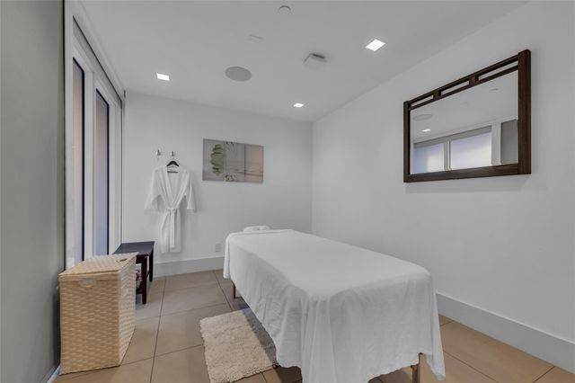 2200 S Ocean Lane 2805, Fort Lauderdale, FL 33316