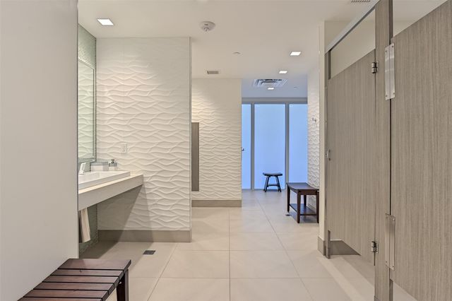 2200 S Ocean Lane 2805, Fort Lauderdale, FL 33316