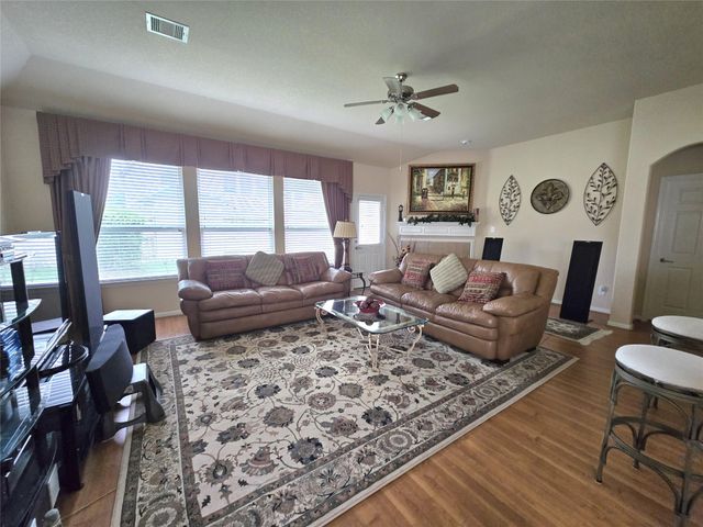 6109 Castle Peak Lane, League City, TX 77573