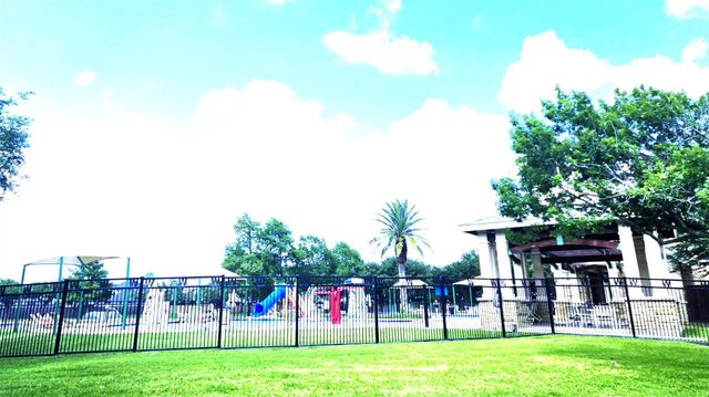 6109 Castle Peak Lane, League City, TX 77573