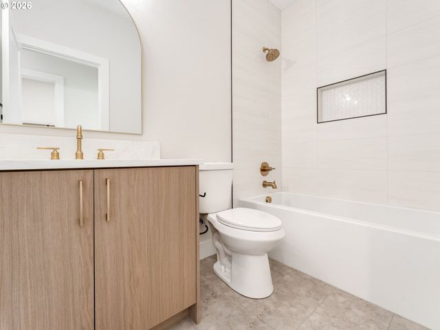 14217 Ne 42ND Cir, Vancouver, WA 98682